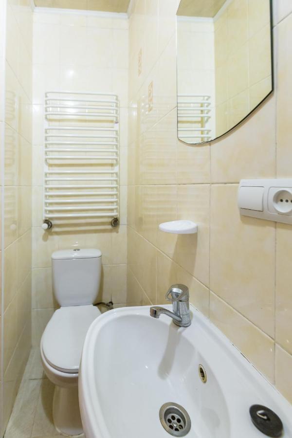 Квартира Студія Біля Оперного Театру По Вулиці Гонти 4 Lviv Exterior photo