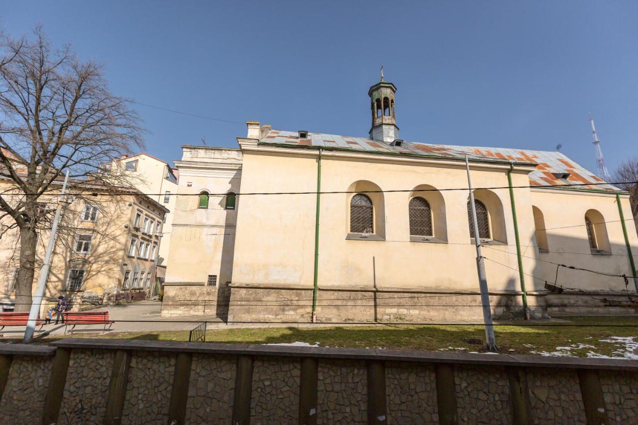 Квартира Студія Біля Оперного Театру По Вулиці Гонти 4 Lviv Exterior photo
